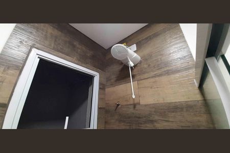 Studio para alugar com 35m², 1 quarto e sem vaga Studio para alugar com 35m², 1 quarto e sem vagaBanheiro da Suíte