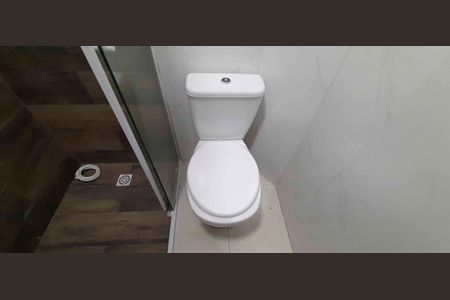 Studio para alugar com 35m², 1 quarto e sem vaga Studio para alugar com 35m², 1 quarto e sem vagaBanheiro da Suíte