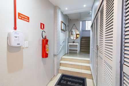 Apartamento para alugar com 74m², 2 quartos e 1 vaga Apartamento para alugar com 74m², 2 quartos e 1 vagaHall de entrada