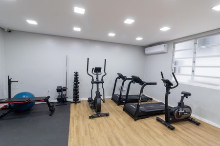 Apartamento para alugar com 74m², 2 quartos e 1 vaga Apartamento para alugar com 74m², 2 quartos e 1 vagaÁrea comum - Academia