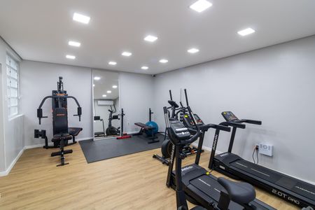 Apartamento para alugar com 74m², 2 quartos e 1 vaga Apartamento para alugar com 74m², 2 quartos e 1 vagaÁrea comum - Academia