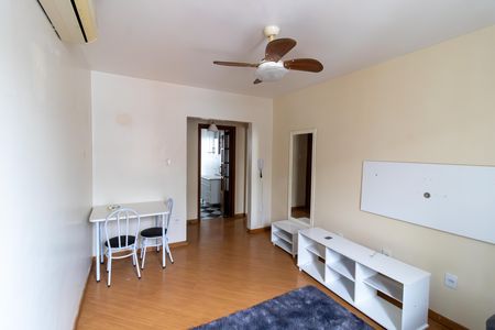 Apartamento para alugar com 74m², 2 quartos e 1 vaga Apartamento para alugar com 74m², 2 quartos e 1 vagaSala