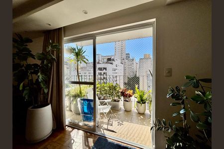 Apartamento à venda com 231m², 3 quartos e 2 vagas Apartamento à venda com 231m², 3 quartos e 2 vagasSala