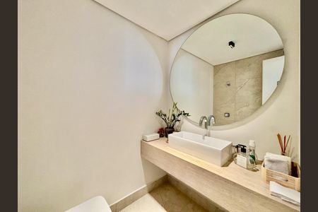 Apartamento à venda com 231m², 3 quartos e 2 vagas Apartamento à venda com 231m², 3 quartos e 2 vagasLavabo