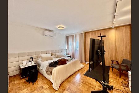 Apartamento à venda com 231m², 3 quartos e 2 vagas Apartamento à venda com 231m², 3 quartos e 2 vagasSuite Master