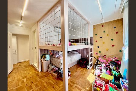 Apartamento à venda com 231m², 3 quartos e 2 vagas Apartamento à venda com 231m², 3 quartos e 2 vagasSuite 2