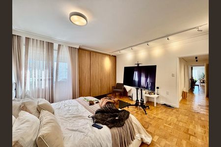 Apartamento à venda com 231m², 3 quartos e 2 vagas Apartamento à venda com 231m², 3 quartos e 2 vagasSuite Master