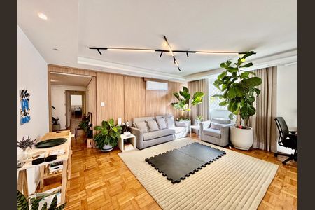 Apartamento à venda com 231m², 3 quartos e 2 vagas Apartamento à venda com 231m², 3 quartos e 2 vagasSala