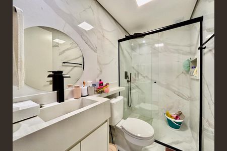 Apartamento à venda com 231m², 3 quartos e 2 vagas Apartamento à venda com 231m², 3 quartos e 2 vagasSuite 2 Banheiro