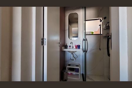 Casa para alugar com 140m², 2 quartos e 2 vagas Casa para alugar com 140m², 2 quartos e 2 vagasBanheiro Suite