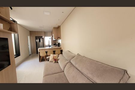 Casa para alugar com 140m², 2 quartos e 2 vagas Casa para alugar com 140m², 2 quartos e 2 vagasSala