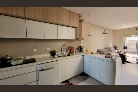 Cozinha de casa para alugar com 2 quartos, 140m² em Jardim Americano, Itaquaquecetuba