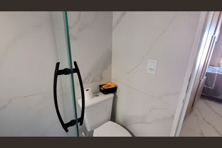 Casa para alugar com 140m², 2 quartos e 2 vagas Casa para alugar com 140m², 2 quartos e 2 vagasBanheiro Suite