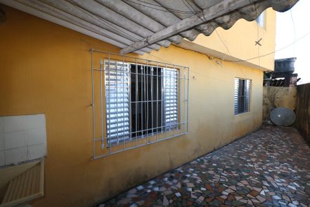 Casa à venda com 200m², 2 quartos e 1 vaga Casa à venda com 200m², 2 quartos e 1 vagaÁrea de Serviço