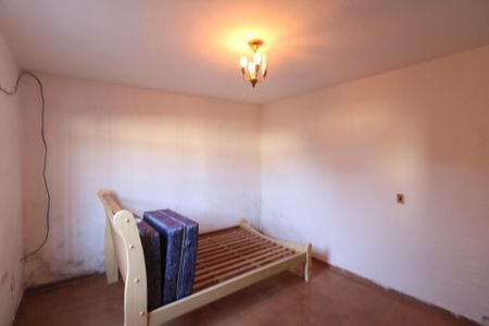 Quarto 2 de casa à venda com 2 quartos, 200m² em Campanário, Diadema