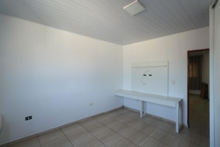 Casa à venda com 200m², 2 quartos e 1 vaga Casa à venda com 200m², 2 quartos e 1 vagaCasa 02