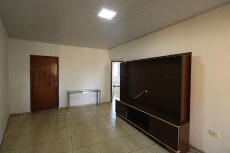 Casa à venda com 200m², 2 quartos e 1 vaga Casa à venda com 200m², 2 quartos e 1 vagaCasa 02