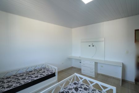 Casa à venda com 200m², 2 quartos e 1 vaga Casa à venda com 200m², 2 quartos e 1 vagaCasa 02