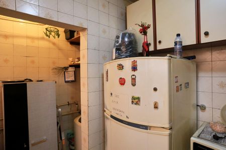 Cozinha e Área de serviço de apartamento à venda com 2 quartos, 50m² em Santa Efigênia, Belo Horizonte