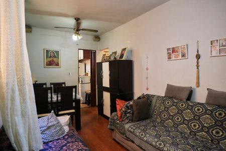 Sala de apartamento à venda com 2 quartos, 50m² em Santa Efigênia, Belo Horizonte