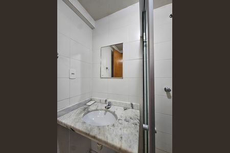 Apartamento para alugar com 84m², 3 quartos e 2 vagas Apartamento para alugar com 84m², 3 quartos e 2 vagasBanheiro Corredor