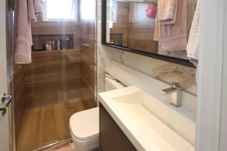 Apartamento à venda com 80m², 3 quartos e 2 vagasBanheiro da suite