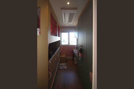 Apartamento à venda com 80m², 3 quartos e 2 vagasQuarto