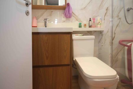 Apartamento à venda com 80m², 3 quartos e 2 vagasBanheiro da Social