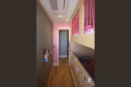 Apartamento à venda com 80m², 3 quartos e 2 vagasQuarto