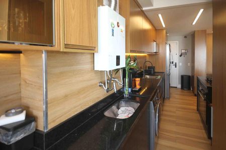 Apartamento à venda com 80m², 3 quartos e 2 vagasCozinha e Área de Serviço