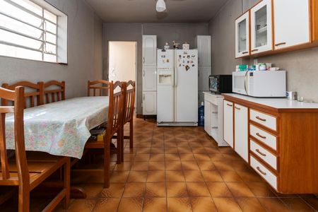 Casa à venda com 4 quartos, 140m² em Vila Congonhas, São Paulo
