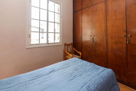 Casa à venda com 4 quartos, 140m² em Vila Congonhas, São Paulo