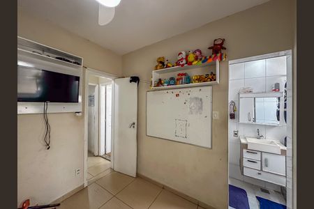 Apartamento para alugar com 70m², 3 quartos e sem vaga