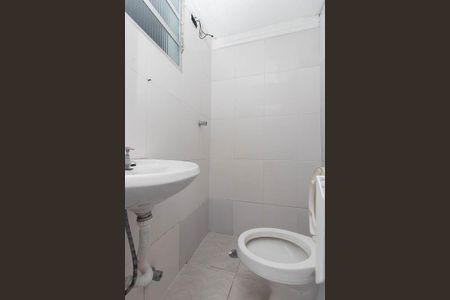 Banheiro de casa para alugar com 1 quarto, 40m² em Horto Florestal, São Paulo