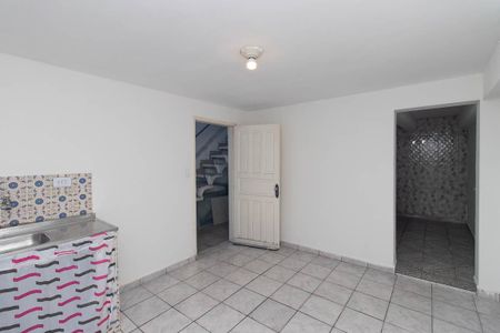 Sala/Cozinha de casa para alugar com 1 quarto, 40m² em Horto Florestal, São Paulo