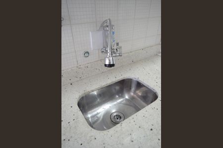 Cozinha de apartamento para alugar com 2 quartos, 70m² em Pompeia, São Paulo