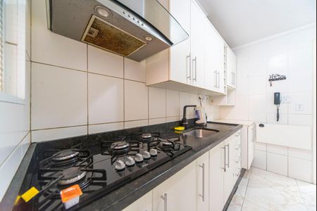 Cozinha  de apartamento para alugar com 2 quartos, 52m² em Parque Erasmo Assunção, Santo André