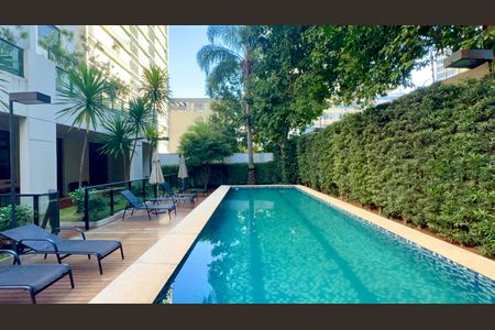 Apartamento para alugar com 120m², 2 quartos e 3 vagas Apartamento para alugar com 120m², 2 quartos e 3 vagasPiscina