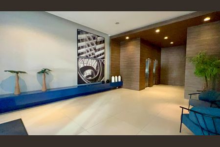 Apartamento para alugar com 120m², 2 quartos e 3 vagas Apartamento para alugar com 120m², 2 quartos e 3 vagasHall de entrada
