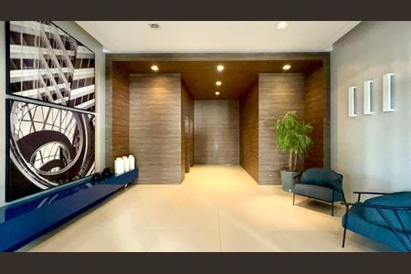 Apartamento para alugar com 120m², 2 quartos e 3 vagas Apartamento para alugar com 120m², 2 quartos e 3 vagasHall de entrada
