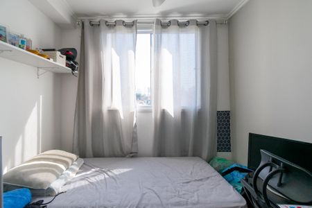 Quarto 1 de apartamento para alugar com 2 quartos, 40m² em Vila Santa Catarina, São Paulo