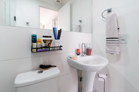 Apartamento para alugar com 40m², 2 quartos e sem vaga Apartamento para alugar com 40m², 2 quartos e sem vagaBanheiro