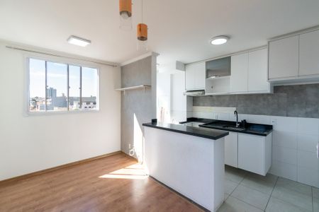 Sala  de apartamento para alugar com 2 quartos, 40m² em Vila Santa Catarina, São Paulo