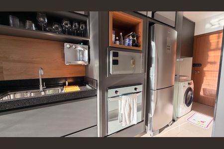 Cozinha de apartamento à venda com 3 quartos, 106m² em Jardim Atlantico, Goiânia
