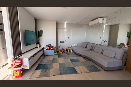 Apartamento à venda com 106m², 3 quartos e 2 vagas Apartamento à venda com 106m², 3 quartos e 2 vagasSala