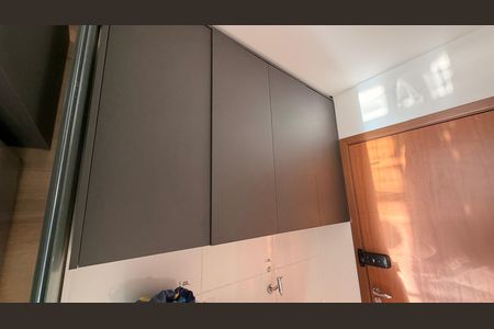 Apartamento à venda com 106m², 3 quartos e 2 vagas Apartamento à venda com 106m², 3 quartos e 2 vagasÁrea de Serviço
