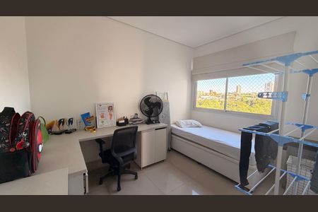 Apartamento à venda com 106m², 3 quartos e 2 vagas Apartamento à venda com 106m², 3 quartos e 2 vagasQuarto