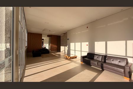 Apartamento à venda com 106m², 3 quartos e 2 vagas Apartamento à venda com 106m², 3 quartos e 2 vagasHall