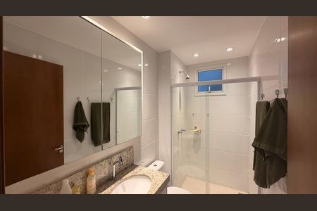 Apartamento à venda com 106m², 3 quartos e 2 vagas Apartamento à venda com 106m², 3 quartos e 2 vagasBanheiro Social