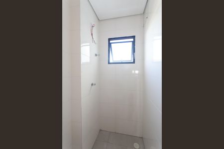 Apartamento para alugar com 38m², 2 quartos e sem vaga Apartamento para alugar com 38m², 2 quartos e sem vagaBanheiro